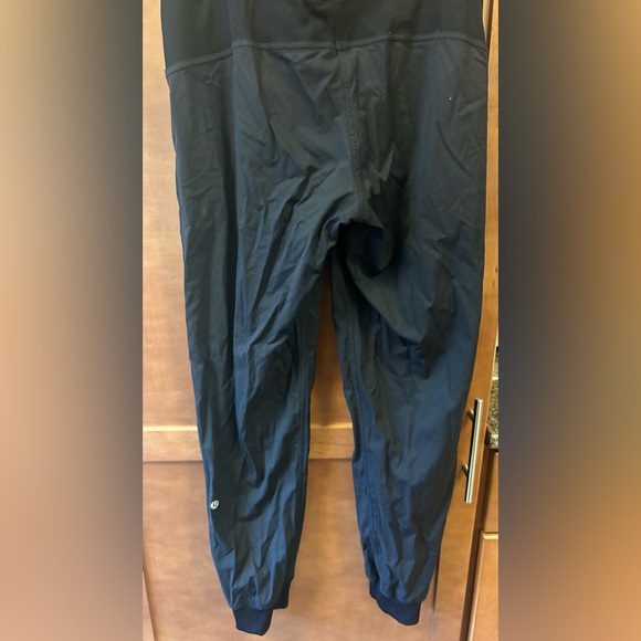 Lululemon dance studio joggers - Picture 4 of 4